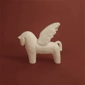 Декоративная фигура Pegas